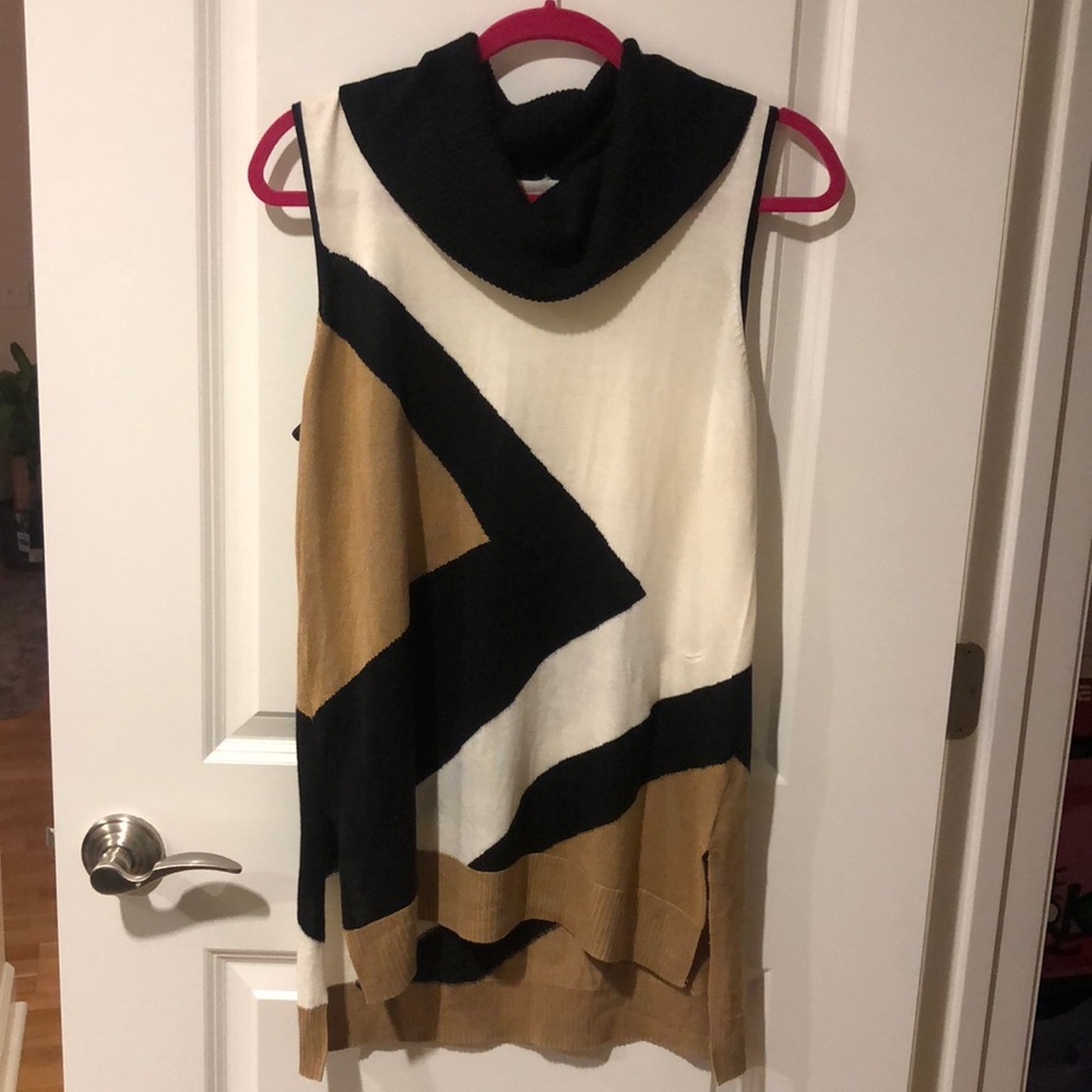 Dana Buchman Sweater